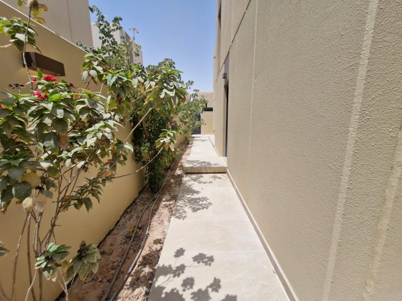 🏡 Elegant Villa in Sidra (ROSHN) | 300m² | Modern Luxury - Image 10