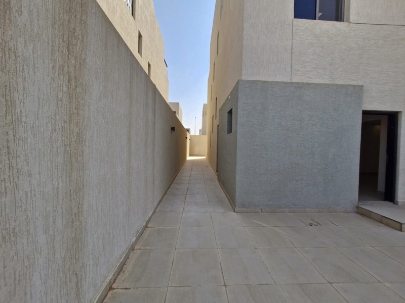  Modern Duplex for Rent in Al Narjis District | 297 sqm 🏡✨ - Image 17