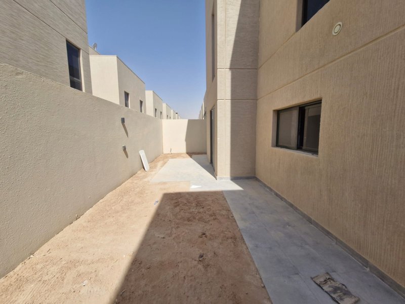 🏡 Modern New Villa | Nisaj Town – Al Fursan - Image 4