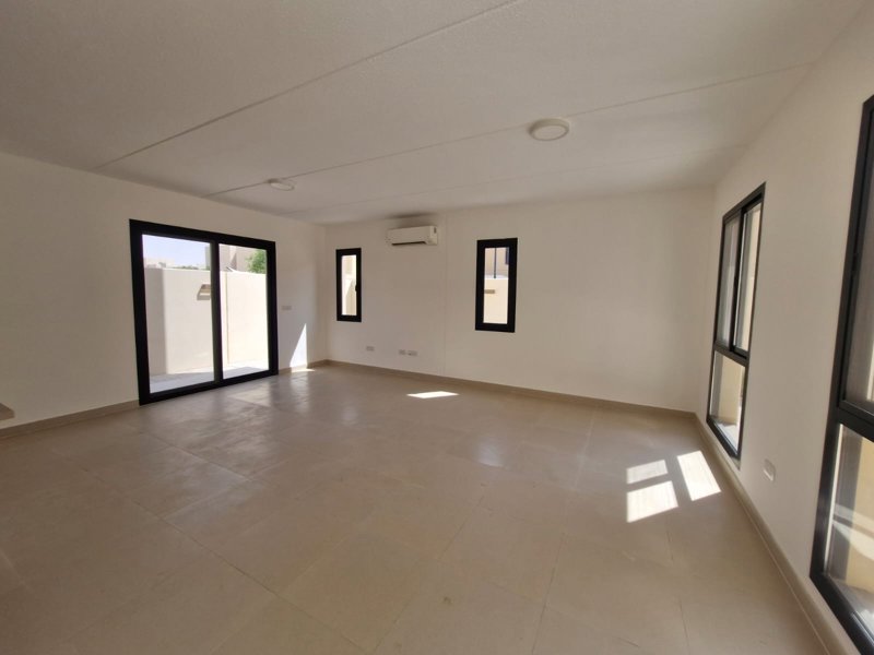 🏰 **Modern Luxury Villa | Sidra District – Roshn**   - Image 5