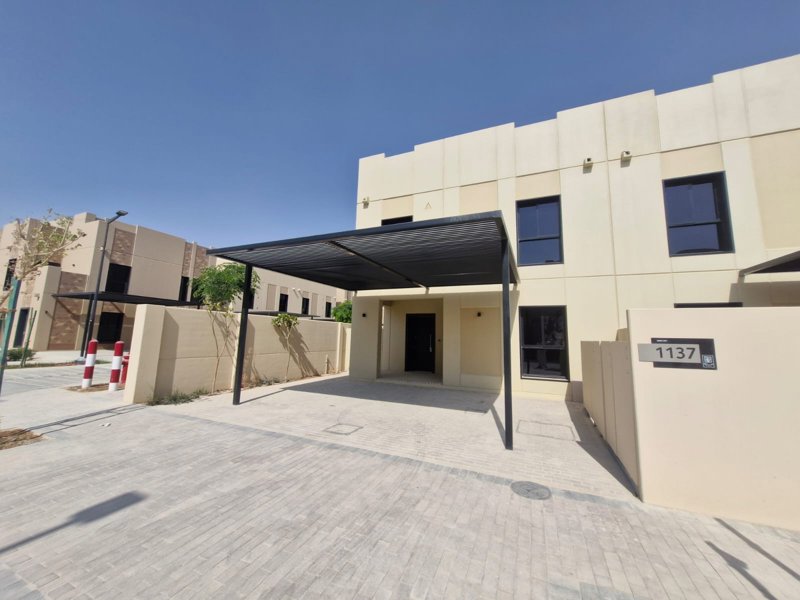 🏡 Duplex for Rent – DP4 | Modern Design & Prime Location ✨