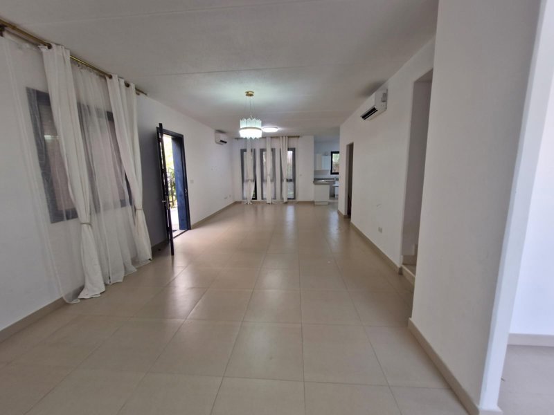 ✨ Luxurious Duplex for Rent in Sedra (Roshn) 🏡 - Image 3