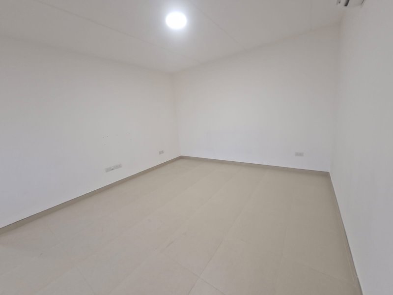 🏡 Luxury Villa for Sale in Sidra (ROSHN) – Corner Villa on Three Streets (South, West & North) - Image 5