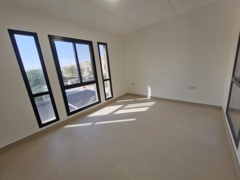 🏡 Luxury Villa for Sale in Sidra (ROSHN) – Corner Villa on Three Streets (South, West & North) - Image 6
