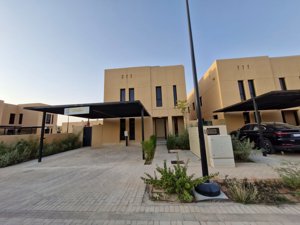 🏡 *Luxury Villa in Sedra – Roshn*   ✨ 300 m² Modern Villa | Elegance Meets Functionality     