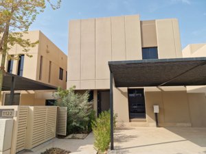 🏡 *Luxury Villa in Sedra – Roshn*   ✨ 300 m² Modern Villa | Elegance Meets Functionality 