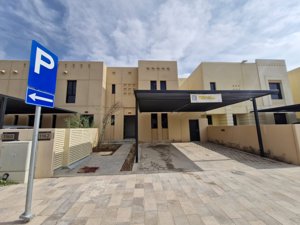 **دوبلكس فاخرة للإيجار في سدرة (روشن) 🏡✨**
