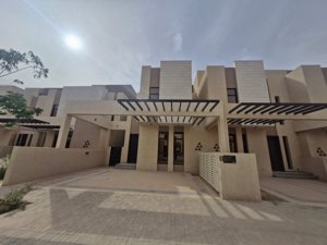 🏡 Luxury Villa for rent in “Atual Roshn” – Modern Design with Elie Saab Signature Touch