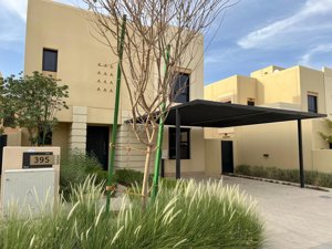 **Luxury Villa for rent in Ewan District, Roshan Front 🏡**