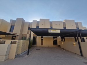 🏡 *Modern Townhouse for Rent in Sedra (Roshn) – Stylish & Family-Friendly* 👨‍👩‍👧‍👦